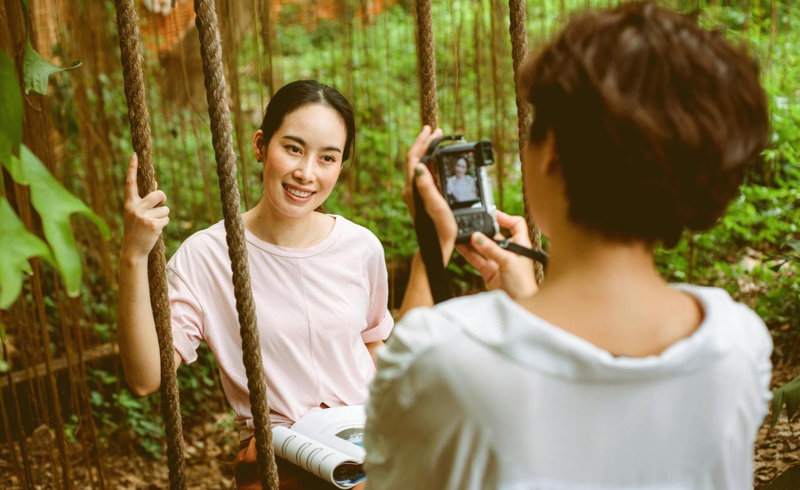 Using Lines and Depth in Frame Construction